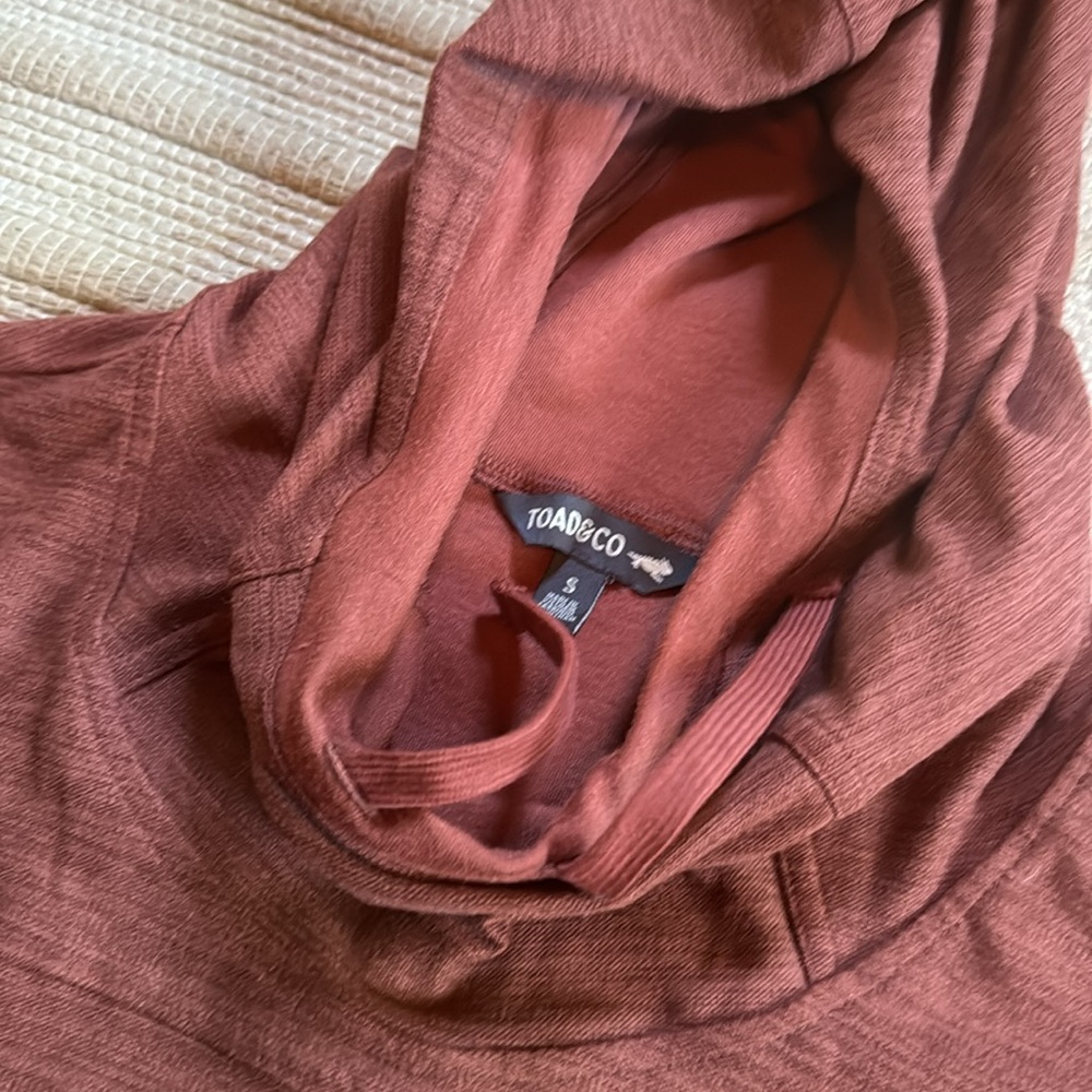 Toad&Co Intermosso Hooded dress with pockets NEW manzanita maroon Title Nine S - Picture 3 of 10